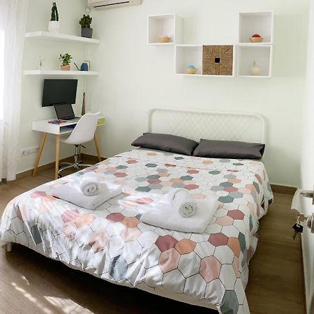 Comoda Habitacion Doble Cerca De Los Lugares Emblematicos De マドリード エクステリア 写真